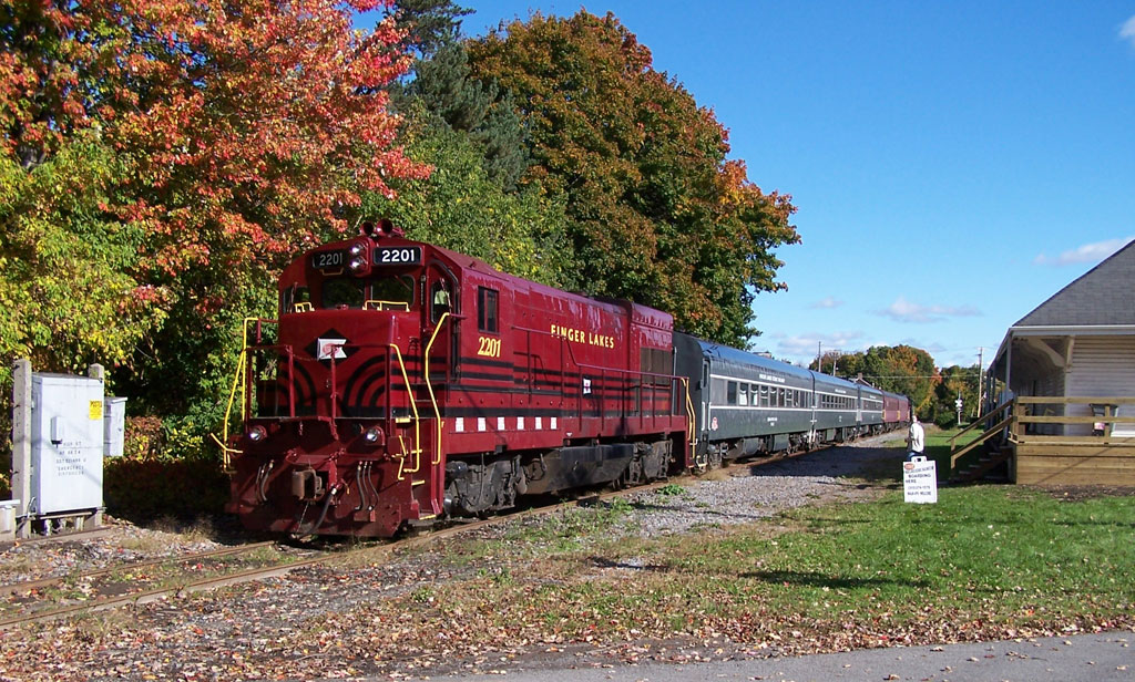 SANTA TRAIN EXCURSIONS TO RUN OVER FINGER LAKES RAILWAY BETWEEN 